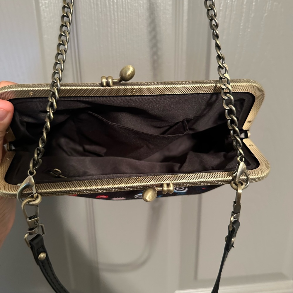 ModCloth flower purse - Picture 2 of 2